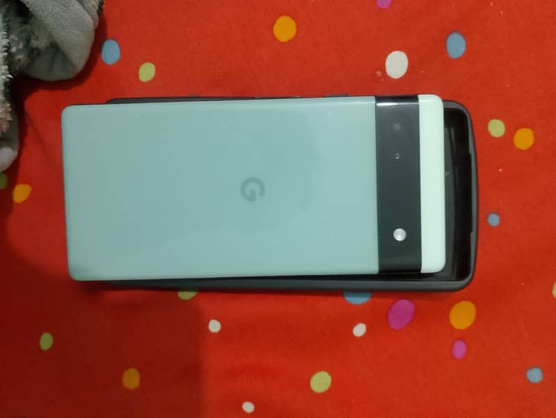 Google Pixel 6a 1