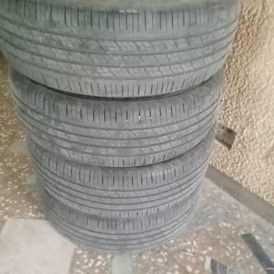 Tyres 225-55-19