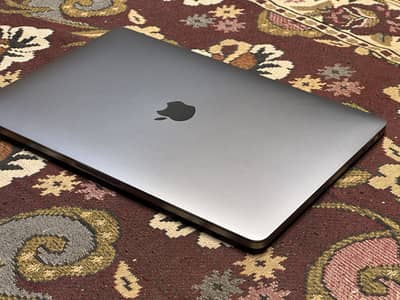 Apple MacBook Pro 2016 8GB RAM | 500GB SSD