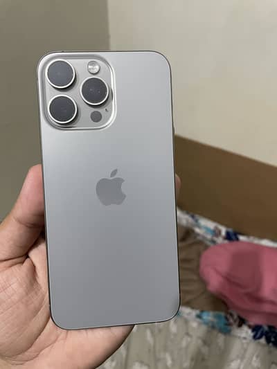 Apple iPhone 15 Pro Max