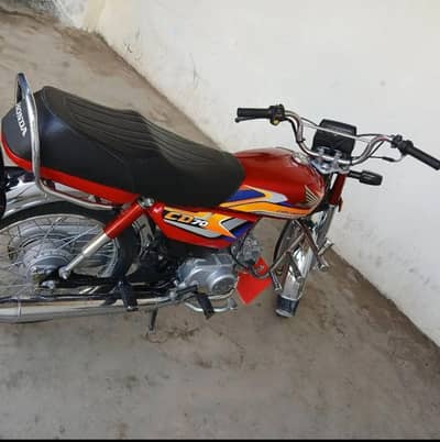 ApF Honda CD 70 2025