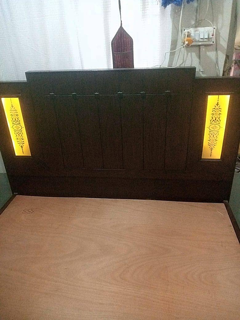Bed Set With Side Tables 2