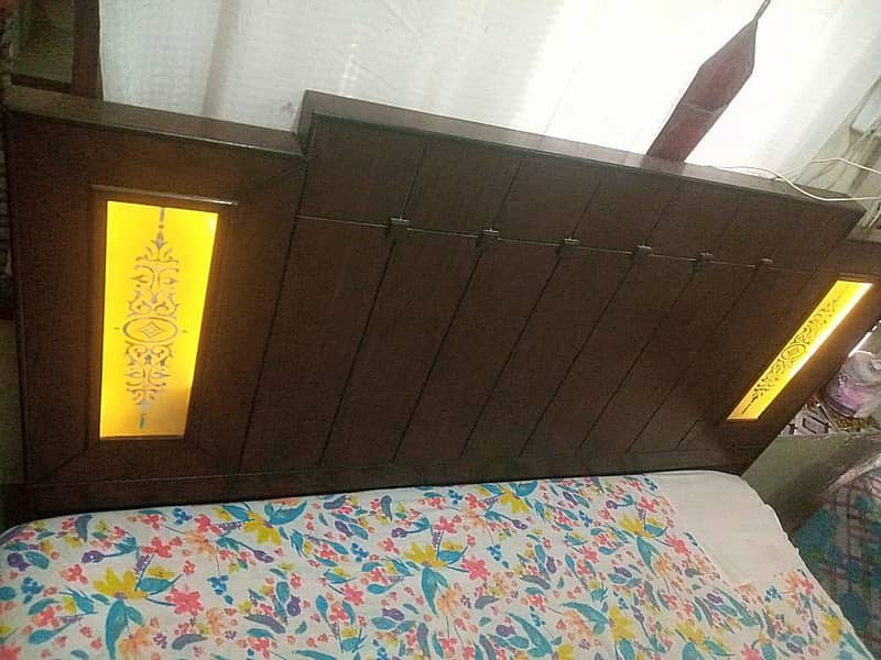 Bed Set With Side Tables 3