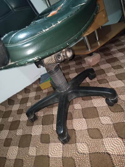 Revolving Computer Chair for Sale