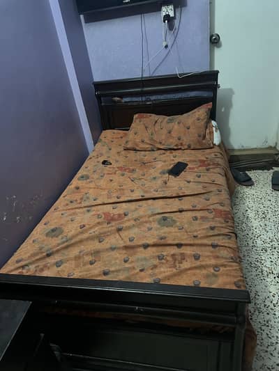Bedset with 4seater sofa and Table