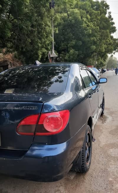 Toyota Corolla Altis 2005