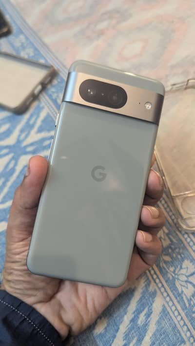 Google Pixel 8
