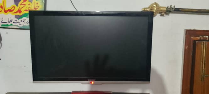 Android LED 24"