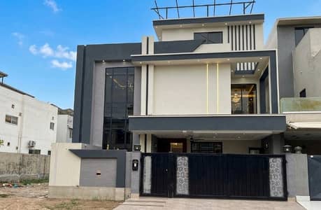 Your Dream Brand New 10 Marla House Is Available In Wapda Town Phase 2 - Block R