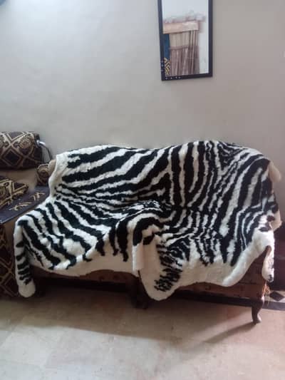 sofa coffee set with rug 03078126036 urgent sale