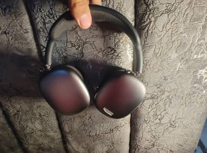 Apple Airpods Max original wireless headphones