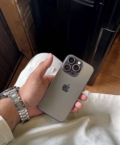 Apple iPhone 15 Pro