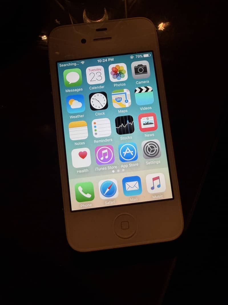 Apple iPhone 4s 0