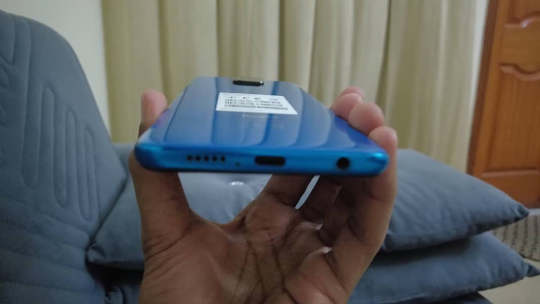 Xiaomi Redmi Note 9S 3
