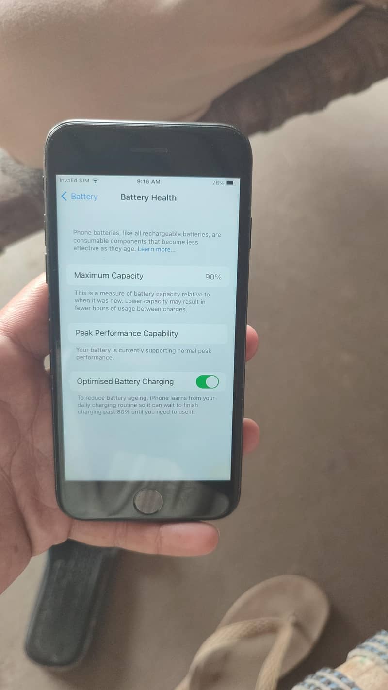 Apple iPhone 7 0