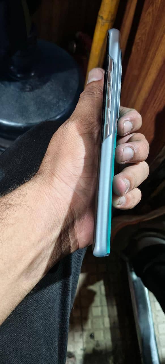 Tecno CAMON 40 Pro 2