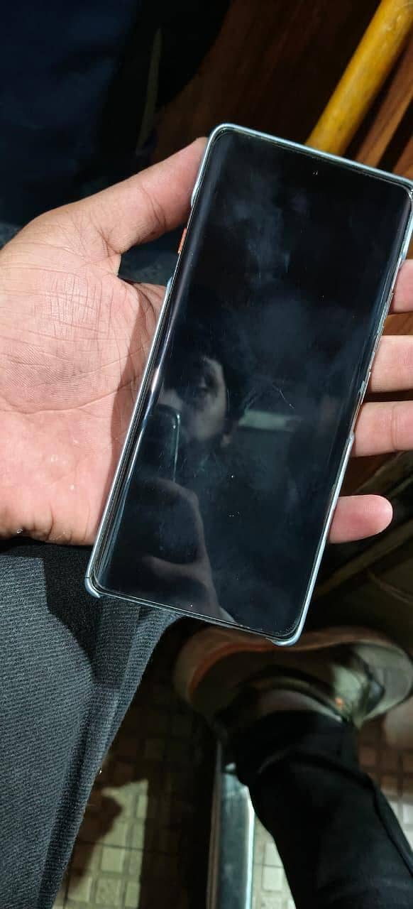 Tecno CAMON 40 Pro 3