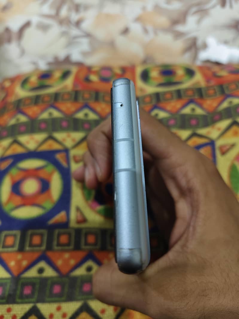 Google Pixel 7a 1