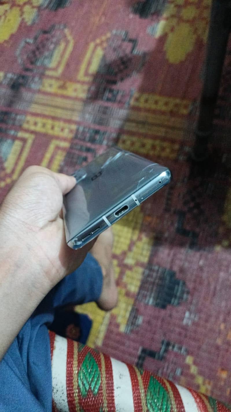 One Plus 9 Pro 0