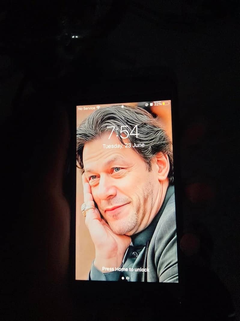 Apple iPhone 7 5