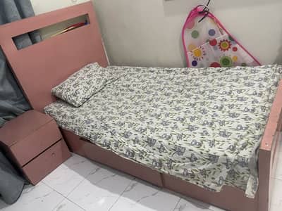 Kids bed in good condition
