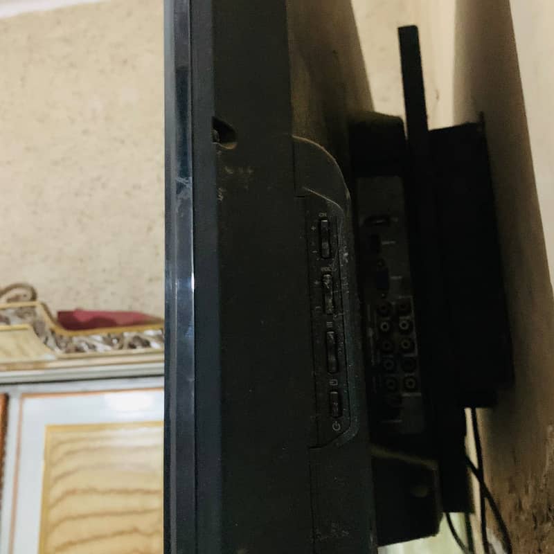 Tcl Led 4