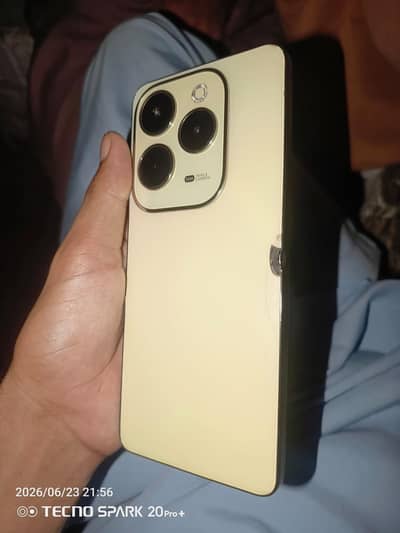 Infinix Hot 40