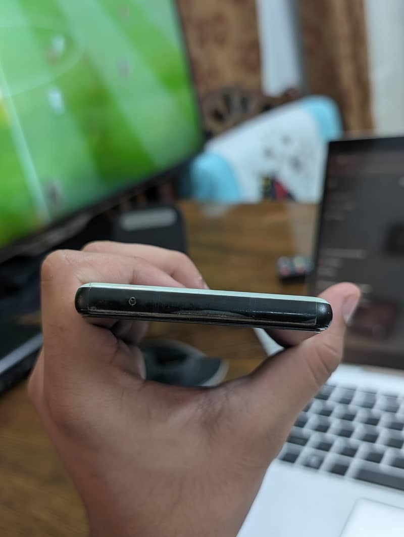 Google Pixel 6a 2