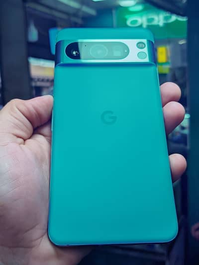 Google Pixel 8 Pro