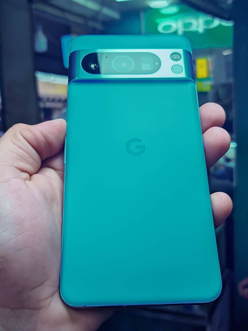 Google Pixel 8 Pro 0
