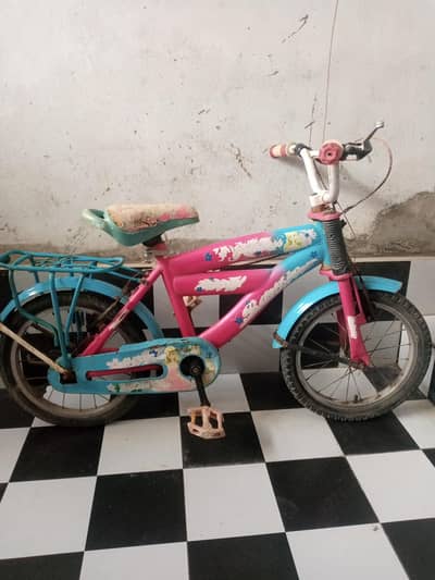 good cycle for girls in good condition