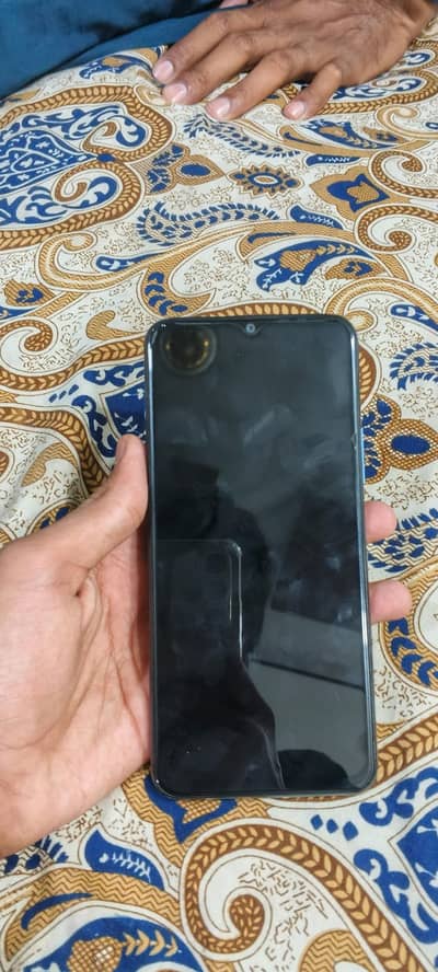 Vivo y31
