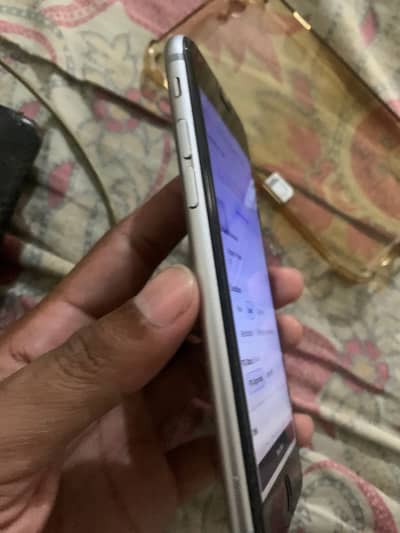 Apple iPhone 6S