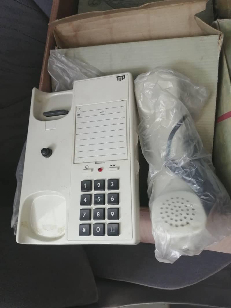 TIPS Telephone Sets 1
