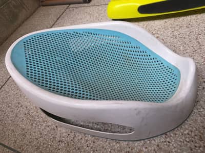 pot and bathing seat