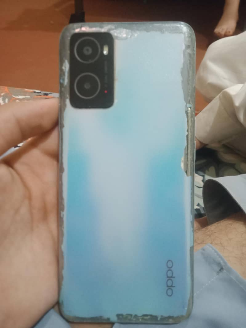 OPPO A76 0