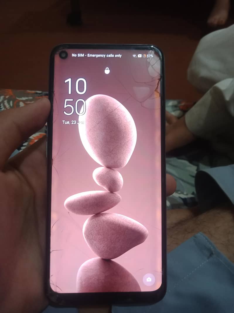 OPPO A76 1