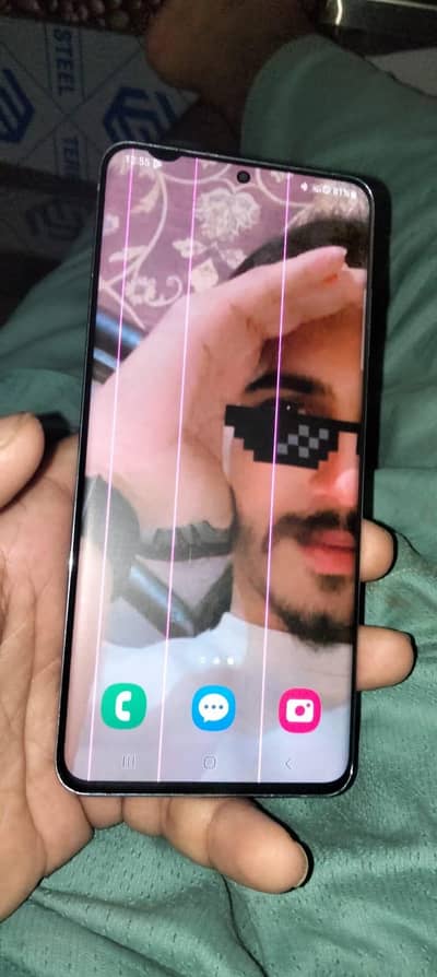 Samsung Mobile s20plus