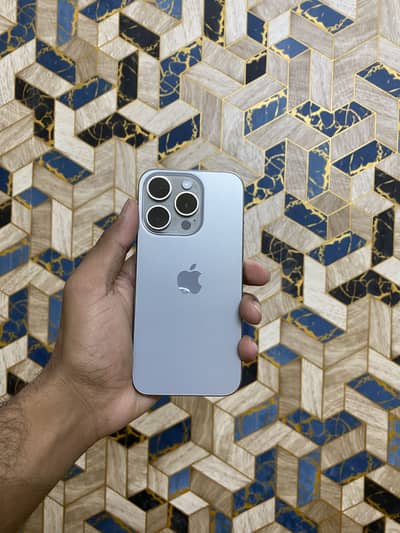 Apple iPhone 15 Pro