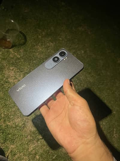 Vivo V40 Lite