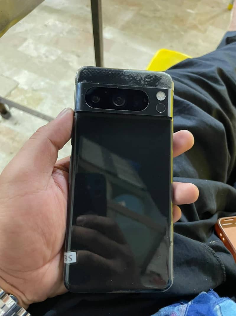 Google Pixel 8 Pro 2