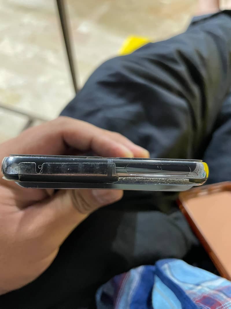 Google Pixel 8 Pro 4