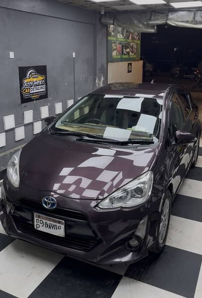 Toyota Aqua 2015