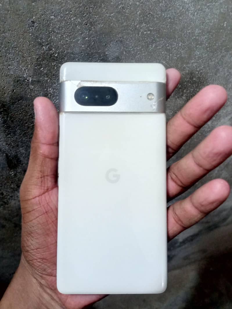 Google Pixel 7 3