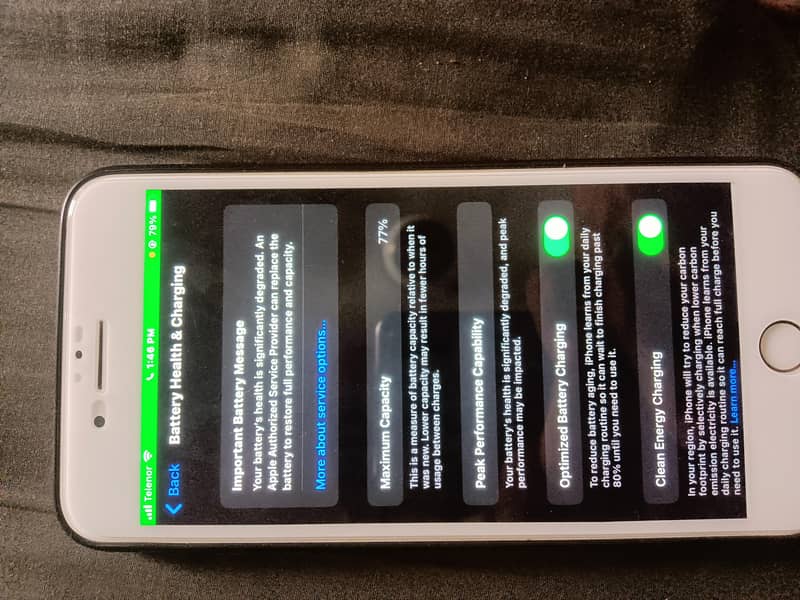Apple iPhone 8 Plus 1