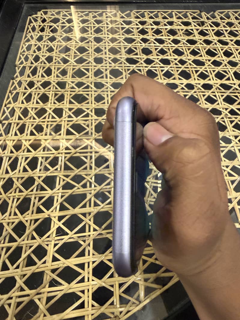 Apple iPhone 11 1