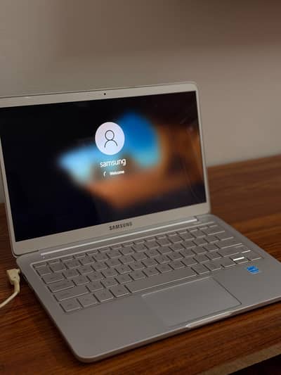 Samsung notebook 9 (np900x3t) ultra light weight