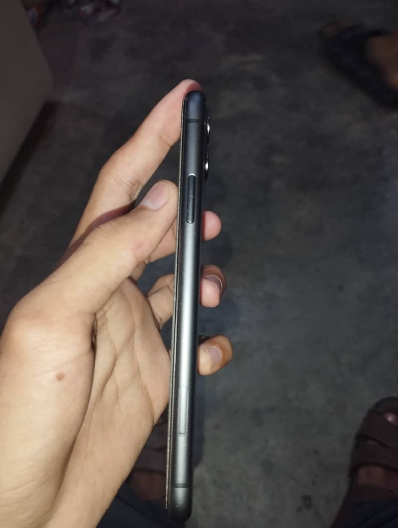 Apple iPhone 11 2