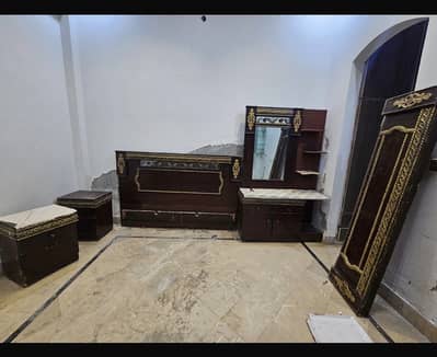 King size Bed set with dressing