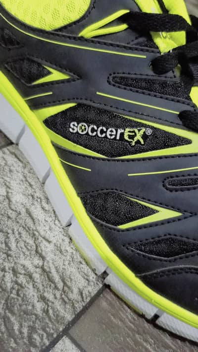 Ex_shoes